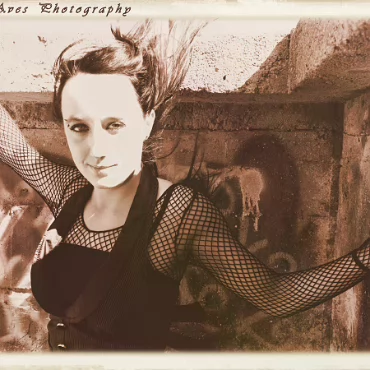 Heather Brown - Part 2 Our 2nd shoot together worked perfectly. Heather wanted to shoot at the